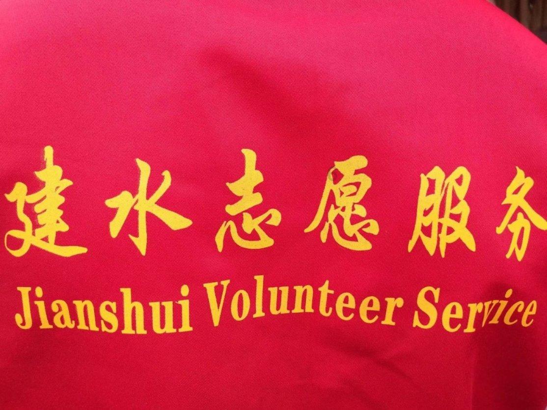 “最美周芷若”周海媚晒近照，她的状态如何？