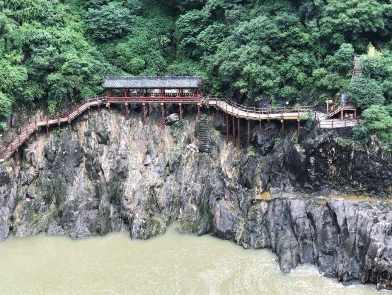 非官方渠道溢价数万元 苹果首款头显能否成市场宠儿？